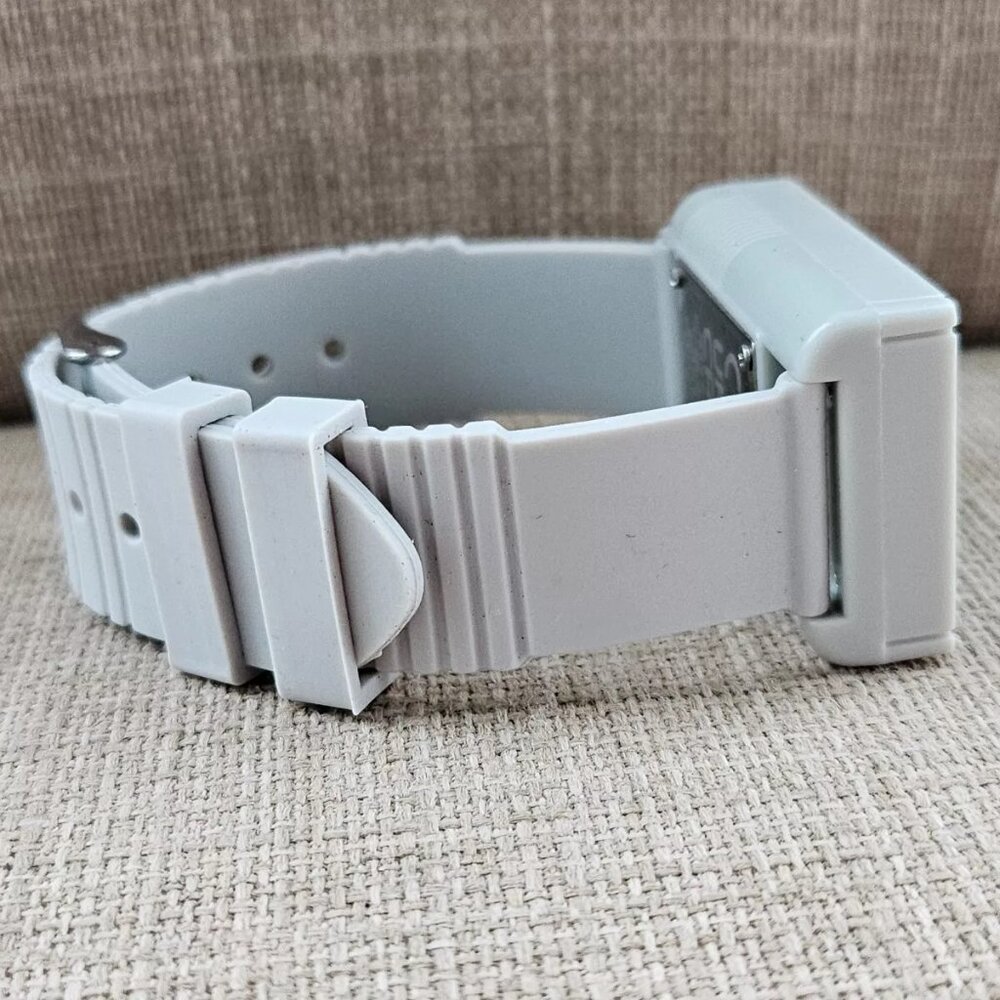 Nintendo Game Boy Wristwatch Ditial Wrist Watch White Rubber Strap Watch - Picture 7 of 13